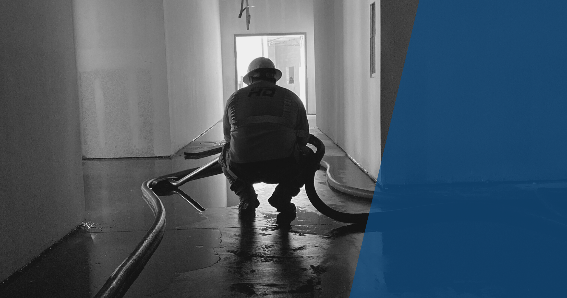 water-damage-restoration-in-building